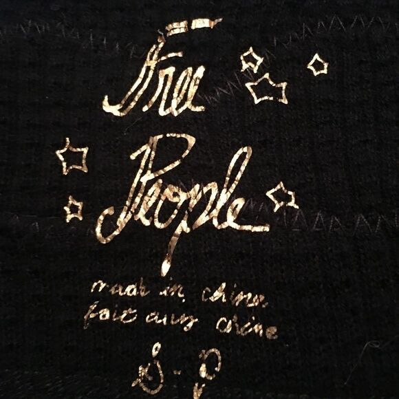 Free People Black Button Ruffle Edge Sweater Sz S - Picture 5 of 5